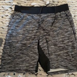 XL Lululemon Linerless shorts